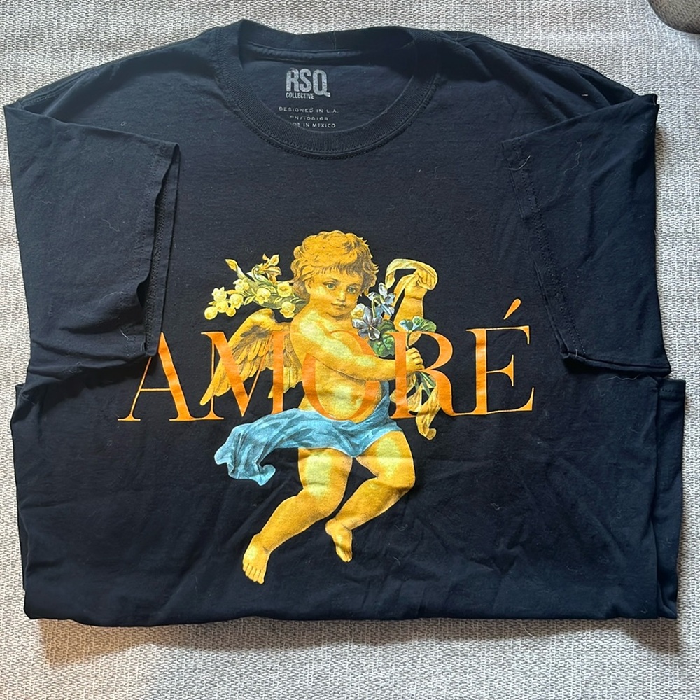 Amoré T-Shirt